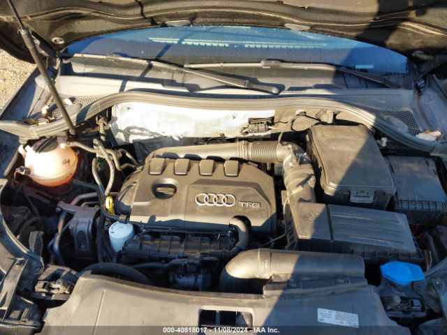 WA1ECCFS1HR000713 Audi Q3 2.0t Premium