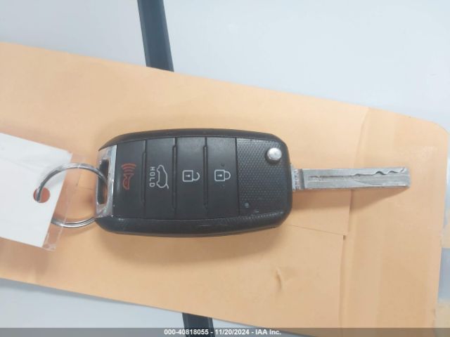 KNDPB3AC1F7712309 KIA Sportage Lx