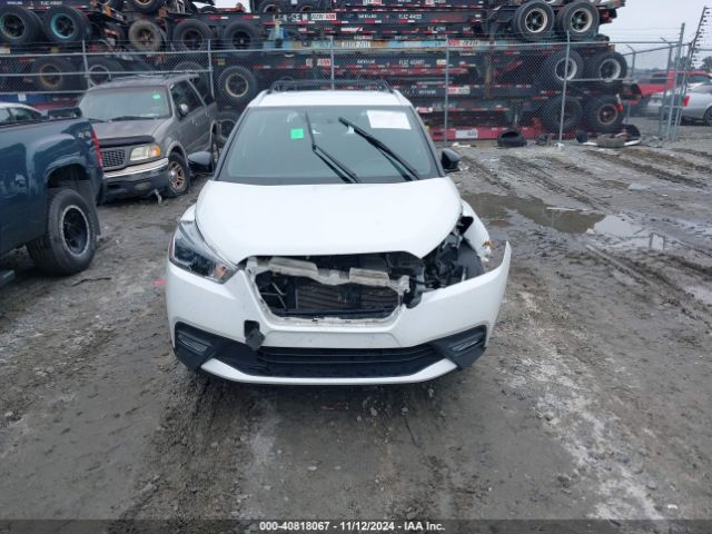3N1CP5CU5KL563509 Nissan KICKS SR