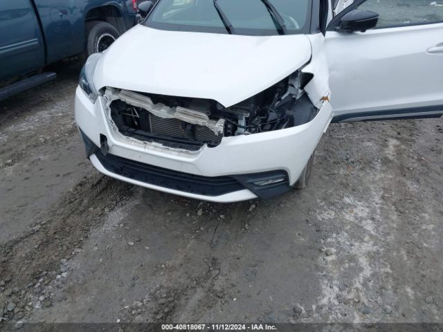 3N1CP5CU5KL563509 Nissan KICKS SR