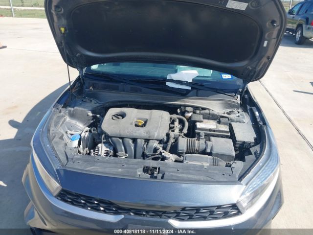 3KPF24AD3NE481910 KIA Forte Lxs