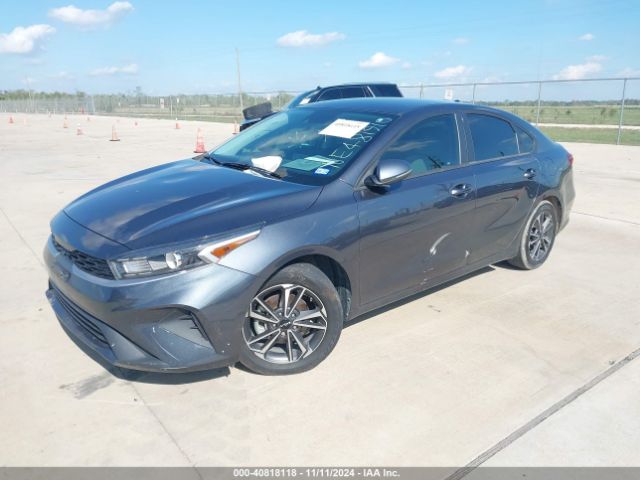 3KPF24AD3NE481910 KIA Forte Lxs