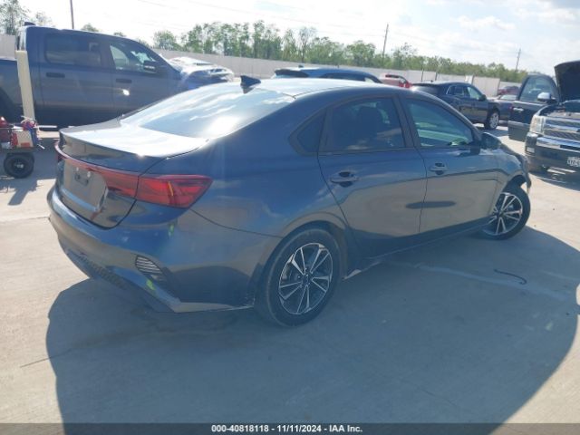 3KPF24AD3NE481910 KIA Forte Lxs