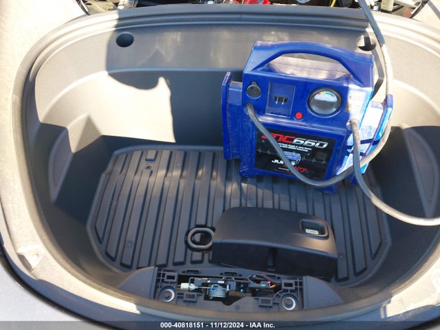 2023 TESLA MODEL 3 5YJ3E1EA3PF673642 Photo 9