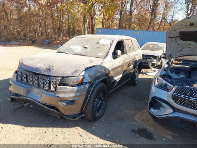 1C4RJEAG9JC403956 Jeep Grand Cherokee Altitude 4x2