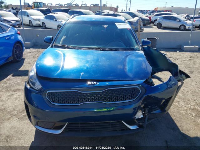 KNDCB3LCXK5352801 KIA NIRO LX