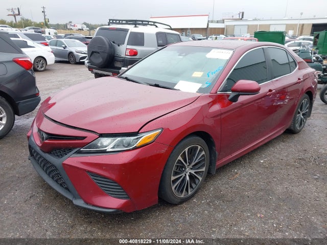 4T1B11HK8JU602586 Toyota CAMRY SE