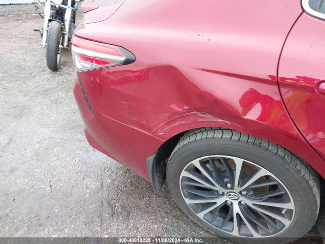 4T1B11HK8JU602586 Toyota CAMRY SE