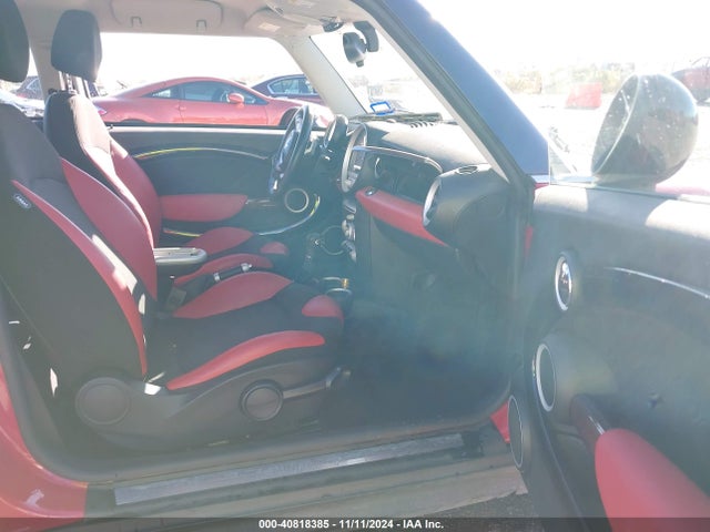 2009 MINI COOPER WMWMF33539TW71938 Photo 4