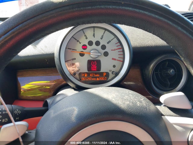 2009 MINI COOPER WMWMF33539TW71938 Photo 6