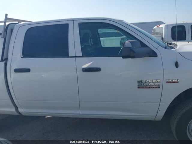 3C6UR5CJ2JG295681 RAM 2500 Tradesman  4x4 6'4 Box
