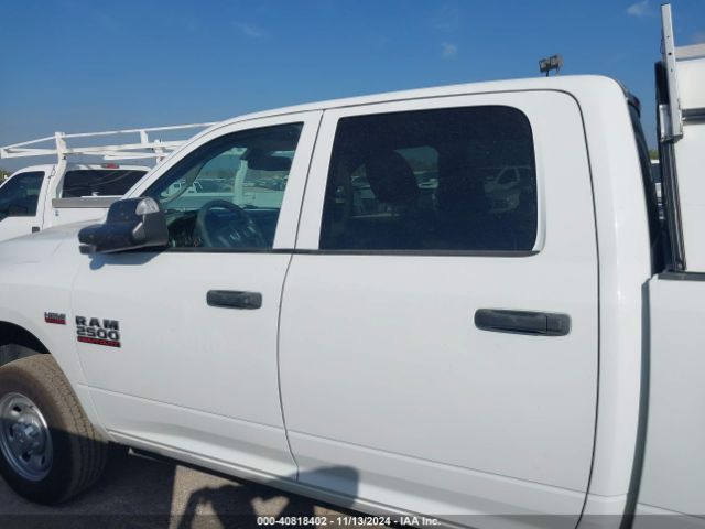 3C6UR5CJ2JG295681 RAM 2500 Tradesman  4x4 6'4 Box