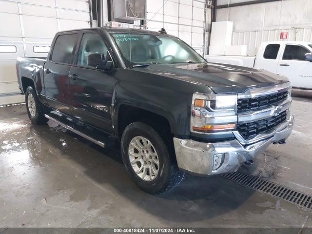 40818424 :رقم المزاد ، 3GCUKREC8JG410027 vin ، 2018 Chevrolet Silverado 1500 1lt مزاد بيع