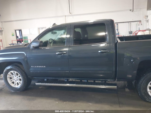 40818424 :رقم المزاد ، 3GCUKREC8JG410027 vin ، 2018 Chevrolet Silverado 1500 1lt مزاد بيع