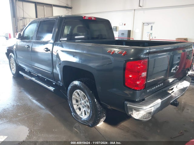 40818424 :رقم المزاد ، 3GCUKREC8JG410027 vin ، 2018 Chevrolet Silverado 1500 1lt مزاد بيع