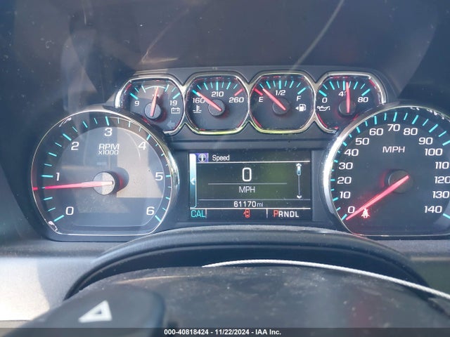 40818424 :رقم المزاد ، 3GCUKREC8JG410027 vin ، 2018 Chevrolet Silverado 1500 1lt مزاد بيع