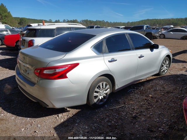 Nissan Altima 2.5 S 2017 1N4AL3AP6HC247001 Image 4