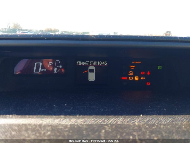 JTDKDTB38F1585435 Toyota Prius C Two