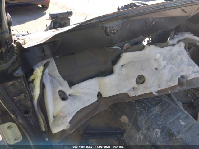 1C4HJXEN3KW592118 Jeep Wrangler Unlimited Sahara 4x4