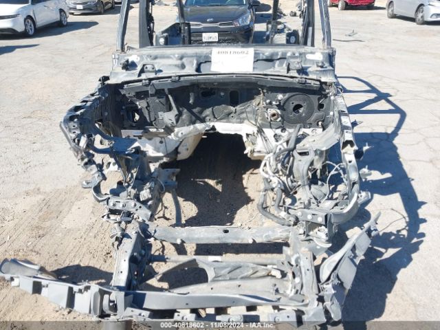 1C4HJXEN3KW592118 Jeep Wrangler Unlimited Sahara 4x4