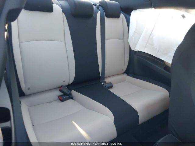 2HGFC4B59JH304900 Honda Civic Lx
