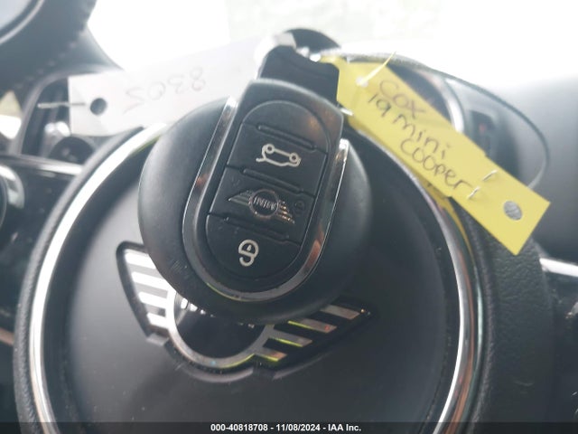 2019 MINI COOPER S COUNTRYMAN WMZYT3C54K3E96976 Photo 10