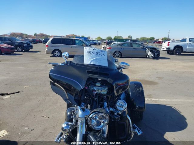 2016 HARLEY-DAVIDSON FLHTCUTG 1HD1MAL13GB861866 Photo 4