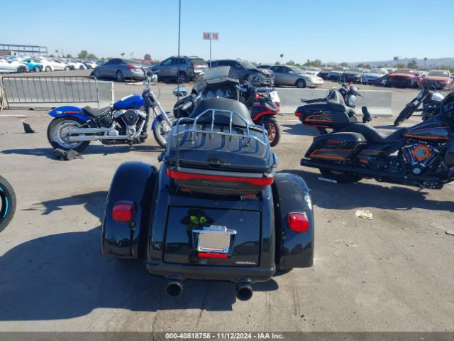 2016 HARLEY-DAVIDSON FLHTCUTG 1HD1MAL13GB861866 Photo 5