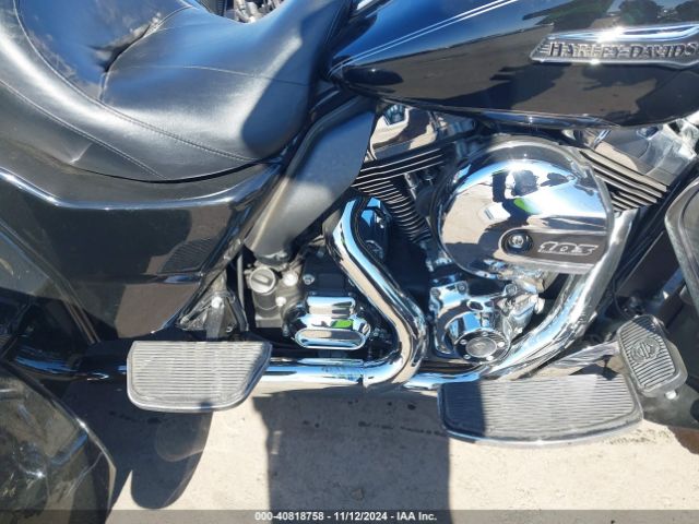 2016 HARLEY-DAVIDSON FLHTCUTG 1HD1MAL13GB861866 Photo 7