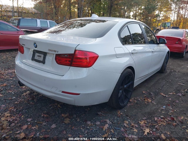 WBA3B3G57ENR83440 BMW 328i Xdrive