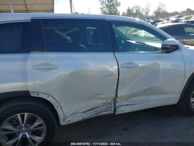 5TDZKRFHXFS072994 Toyota Highlander Le Plus