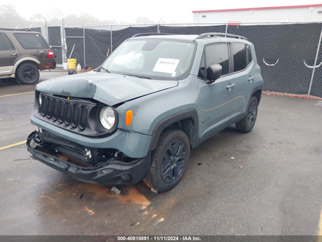 Jeep Renegade Upland Edition 4x4 2018 ZACCJBAB2JPH25620 Image 2