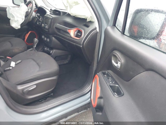 Jeep Renegade Upland Edition 4x4 2018 ZACCJBAB2JPH25620 Image 5