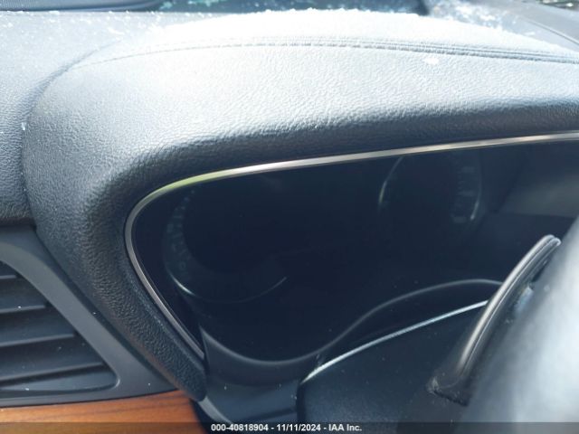 5LMCJ3C90HUL28280 Lincoln Mkc Reserve