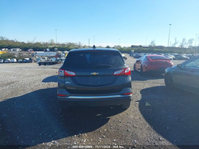 3GNAXHEV5JS637583 Chevrolet EQUINOX LS