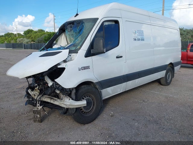 W1Y40CHY1MT060785 Mercedes-Benz Sprinter 2500 High Roof I4