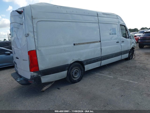 W1Y40CHY1MT060785 Mercedes-Benz Sprinter 2500 High Roof I4