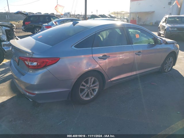 Hyundai SONATA SE 2015 5NPE24AF9FH182108 Image 4
