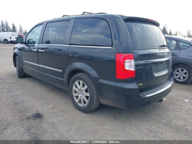 2015 CHRYSLER TOWN & COUNTRY 2C4RC1BG1FR752061 Photo 2