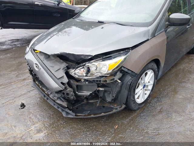 Ford FOCUS SE 2018 1FADP3FE3JL284652 Image 6