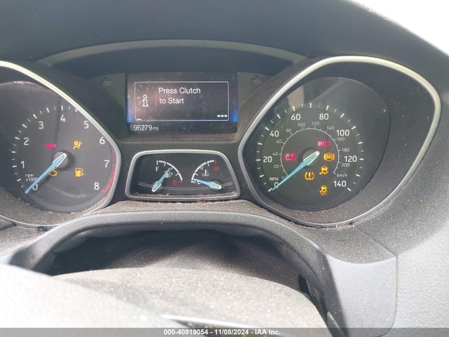 Ford FOCUS SE 2018 1FADP3FE3JL284652 Image 7