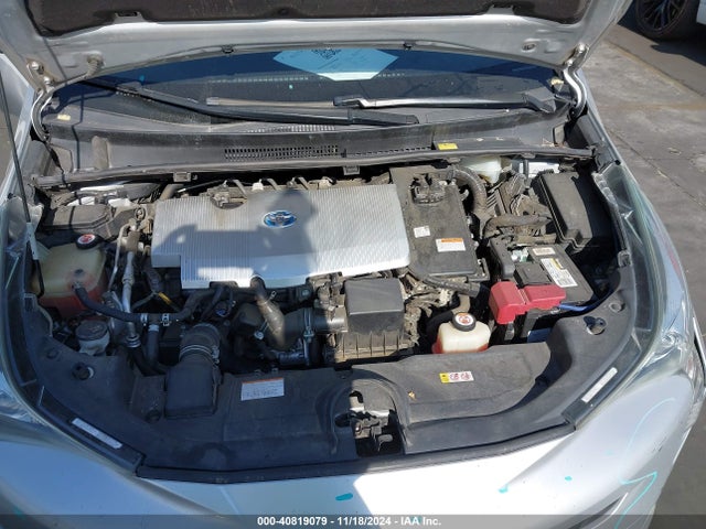 JTDKARFU5J3064085 Toyota Prius Three