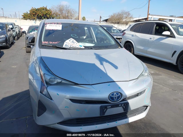 JTDKARFU5J3064085 Toyota Prius Three