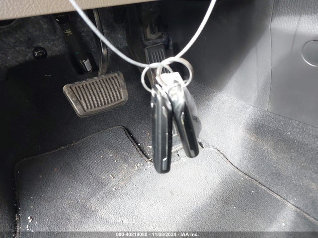 5XYKU4A77FG633842 KIA Sorento Ex V6