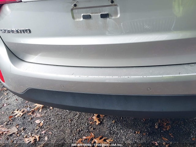 5XYKU4A77FG633842 KIA Sorento Ex V6