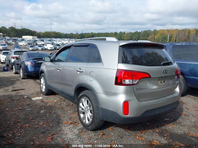 5XYKU4A77FG633842 KIA Sorento Ex V6