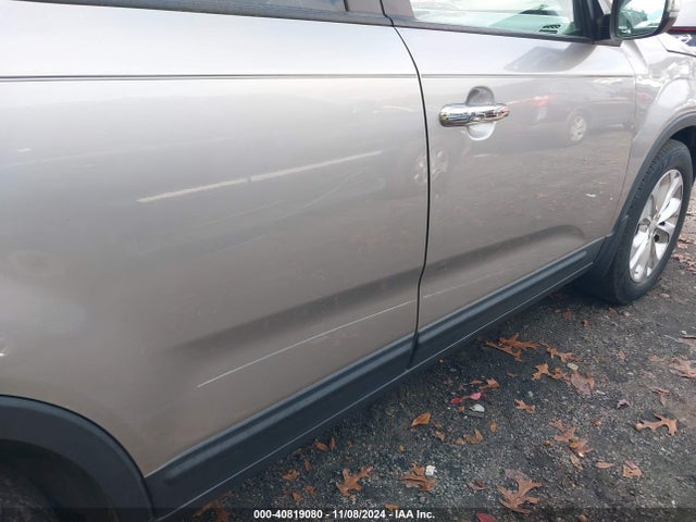 5XYKU4A77FG633842 KIA Sorento Ex V6