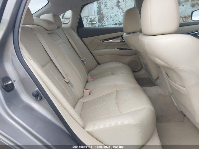 2011 Infiniti M37 მანქანა იყიდება აუქციონზე, vin: JN1BY1APXBM324235, აუქციონის ნომერი: 40819118