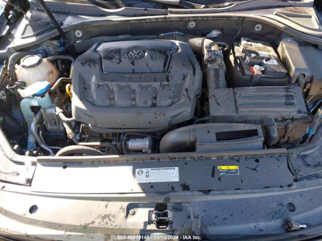 1VWAA7A35JC033219 Volkswagen Passat 2.0t R-line/2.0t S