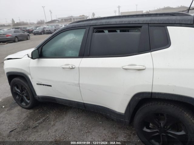 3C4NJCBBXKT692759 Jeep Compass Altitude Fwd